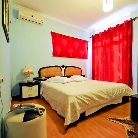 Hotel Lubjana Yrshek