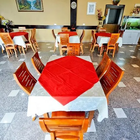 Hotel Lubjana 3*