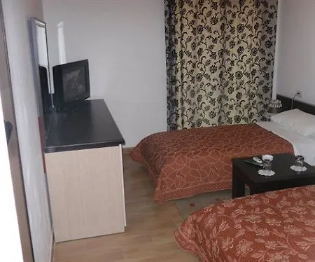 Lubjana Hotel Yrsheku