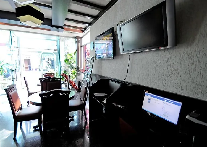 卢比亚纳酒店 酒店 Yrsheku