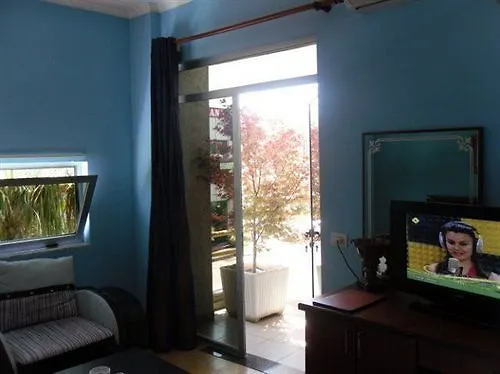 酒店 卢比亚纳酒店 Yrsheku